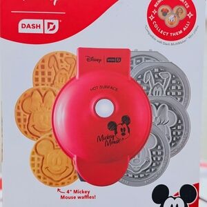 Disney Dash Mickey & Friends MultiMaker Waffle Mini Maker System